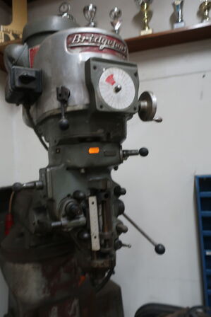 Søjleboremaskine BRIDGEPORT