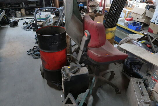 Kontorstol, vogn m.m.