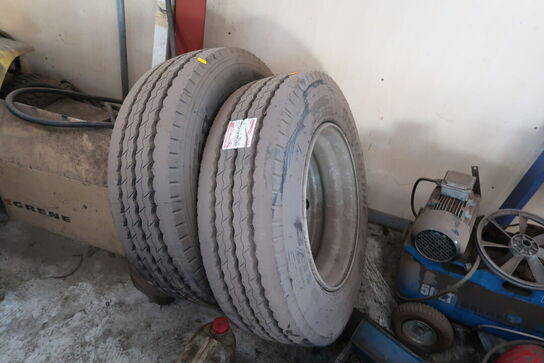 2 stk. dæk BRIDGESTONE 245/70R195