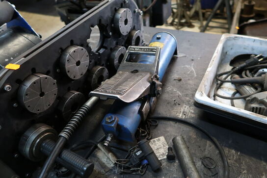 Slangepresse D-HYDRO OY SM 25 AP