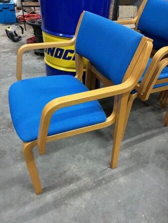 Div. stole FASTRUP Møbler samt bord