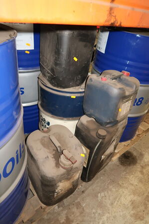 Div. Dunke/tønde med olie