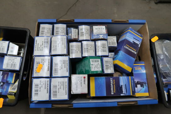 3 stk. kasser med div. Pærer EUROPART m.m.