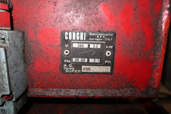 Dækmaskine til lastbil CORGHI Double Super 9300