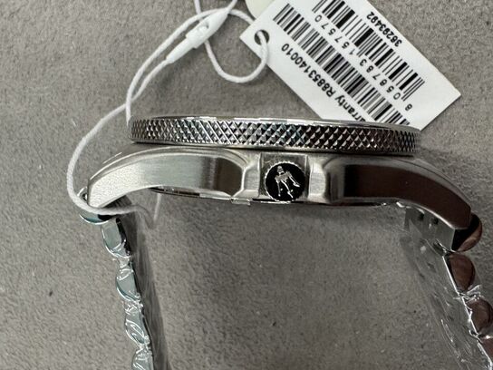 Armbåndsur MASERATI SFIDA 44 MM 3H GUN DIAL SS BR