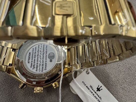 Armbåndsur MASERATI STILE 45 MM CHR BLACK DIAL BR YG