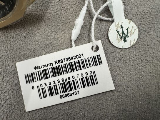 Armbåndsur MASERATI STILE 45 MM CHR BLACK DIAL BR YG