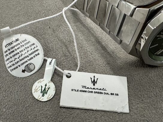 Armbåndsur MASERATI STILE 45 MM CHR GREEN DIAL BR SS