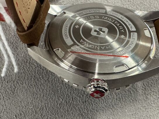 Armbåndsur SWISS MILITARY HANOWA