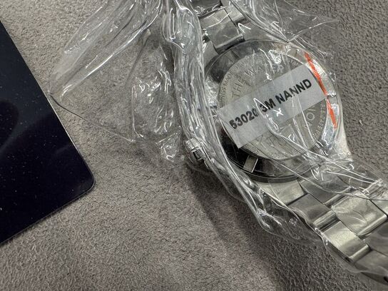 Armbåndsur EDOX DELFIN