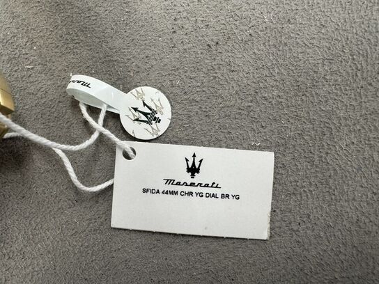 Armbåndsur MASERATI SFIDA 44 MM CHR YG DIAL BR YG
