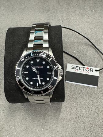 Armbåndsur SECTOR 230 36MM 3H BLACK DIAL BRACELET SS