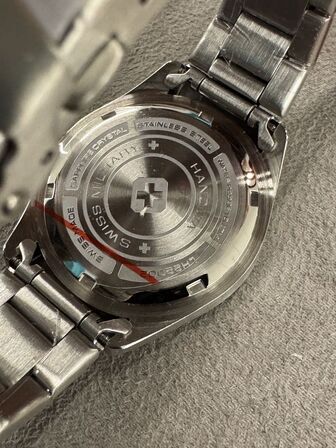 Armbåndsur SWISS MILITARY HANOWA