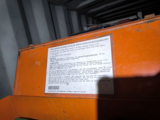 Jernbukker BENDOOF MACHINE AB