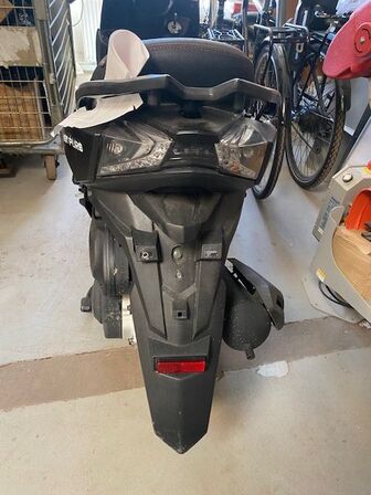 Lille knallert  MOTOCR COMET 30