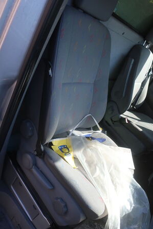 Varebil VOLKSWAGEN CRAFTER LADVOGN 2,5 TDI