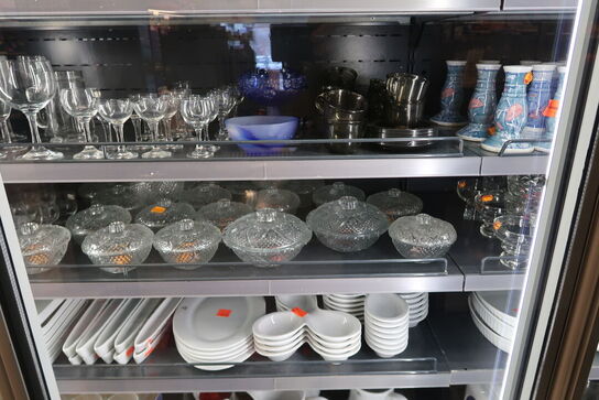 Tøm hele skabet -  stort parti brugskunst