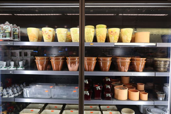 Tøm hele skabet -  stort parti brugskunst