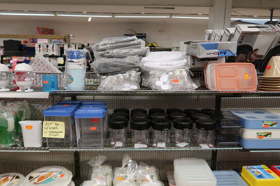 Stort parti køkken tilbehør m.m. 