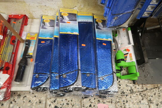 Stort parti handelsvarer - tøm 1 fag 