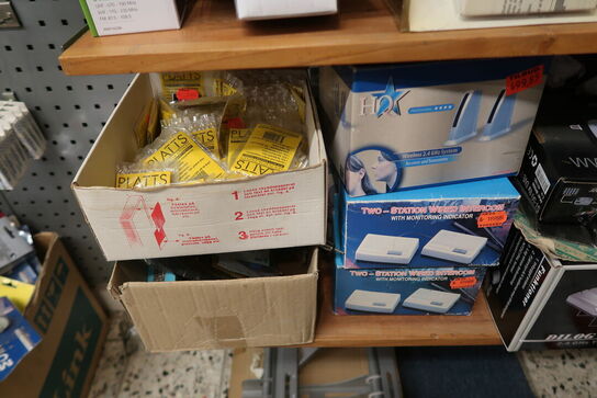 1 fag med stort parti elektronik