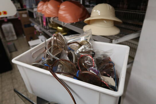 Stativ med solbriller