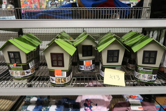 4 fag med handelsvarer 