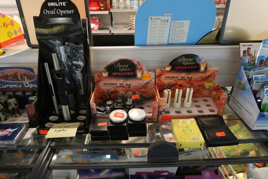 KÆMPE parti handelsvarer 