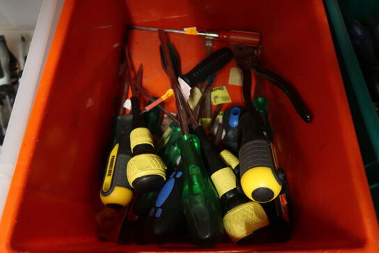 Stort parti værktøj - tøm 3 fag 