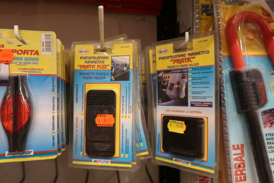 Stort parti handelsvarer - tøm 1 fag 