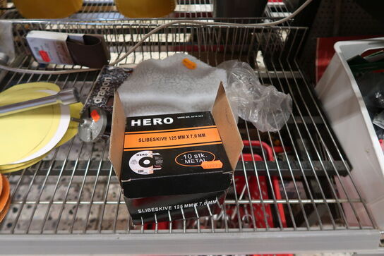 1 fag med bl.a. akku værktøj 