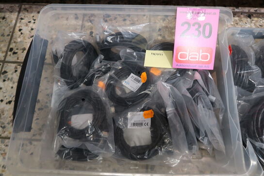 Stort parti HDMI kabler