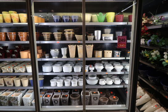 Tøm hele skabet -  stort parti brugskunst