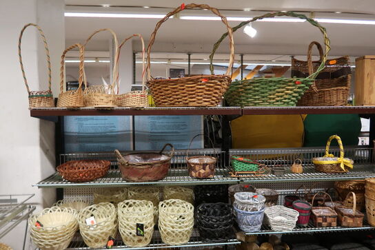 3 fag med stort parti kurve m.m. 