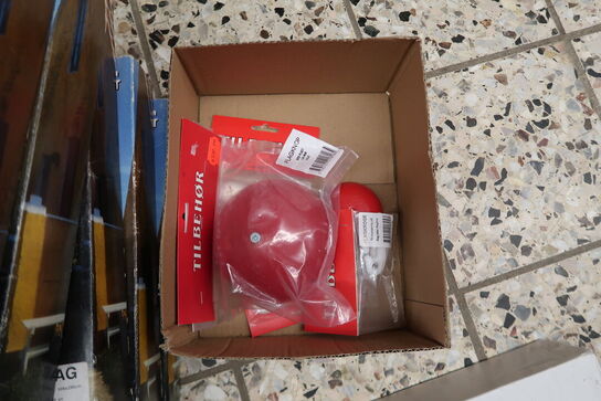 Ca. 18 stk. Dannebrogsflag + teleskopstang