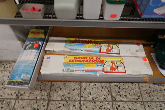 4 fag med handelsvarer 