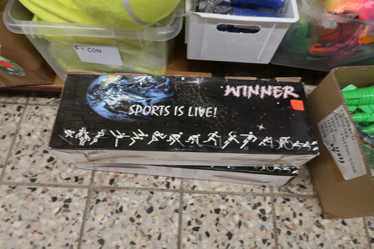 Stort parti legetøj m.m. - tøm 4 fag 