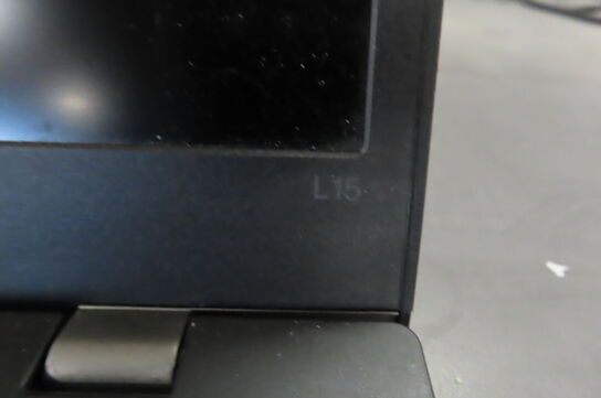 Bærbar computer LENOVO L15