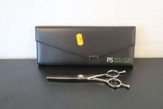 Frisørsaks PS NIELSEN HAIR CARE A-29 30T/2G
