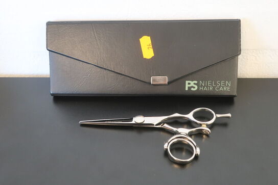 Frisørsaks PS NIELSEN HAIR CARE A-7 5,5"
