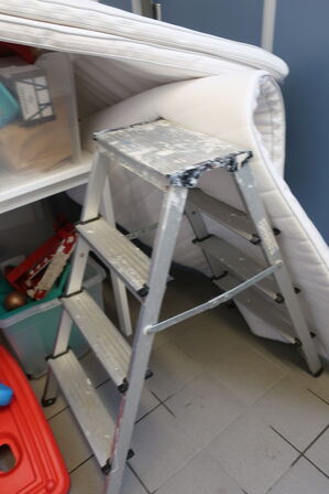 Alt indhold i rummet