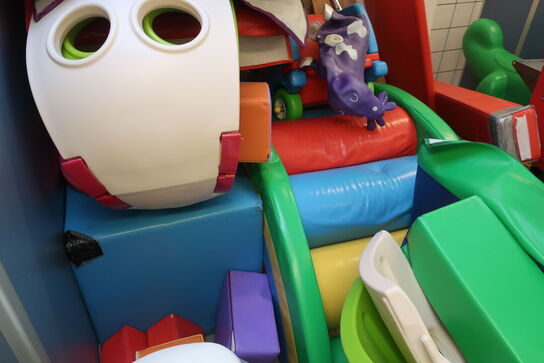 Alt indhold i rummet