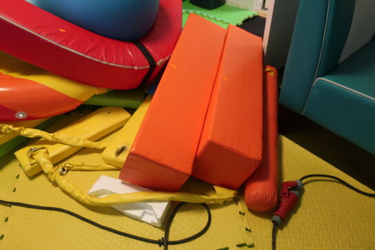 Diverse skumlegetøj m.v. 