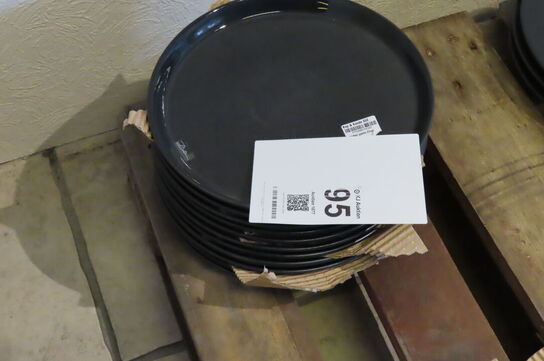 11 stk. Middagstallerkner BITZ