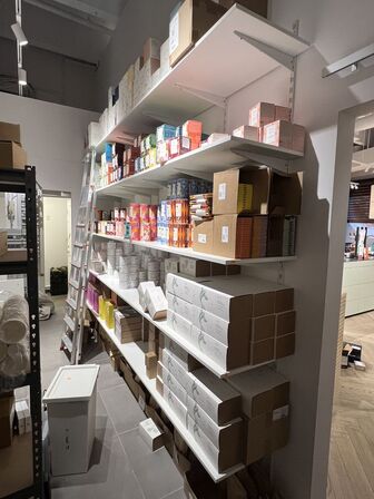 Reolsystem hylder m. ophæng (UDEN INDHOLD!)