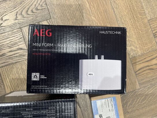 2 stk. AEG MTH gennemstrømningsvandvarmere & BWT vandur