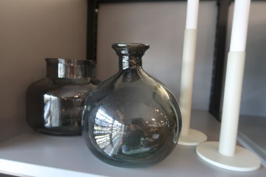 Vaser, lysestager m.m., bl.a. OOHH