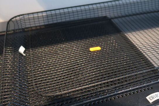 Bageplade og pomfriteskurv