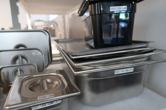 65 stk. kantiner og låg