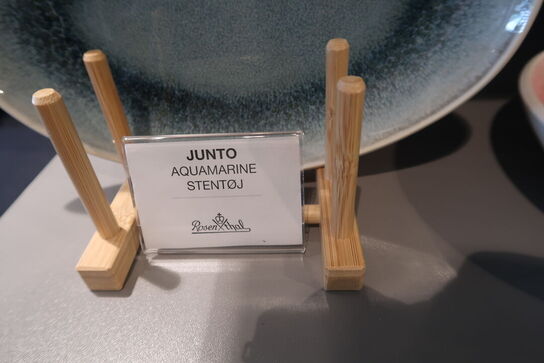 141 stk. tallerkener, kopper, skåle, kander m.m. ROSENTHAL, REVOL m.m.